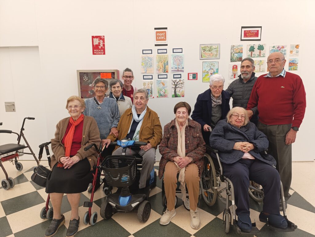 EXPOSICIÓN DE ARTE SOLIDARIO